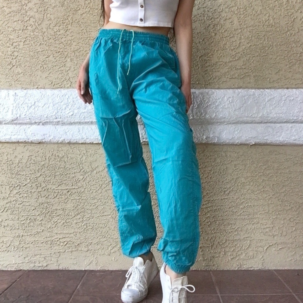 Teal windbreaker vintage Reebok jogger pants